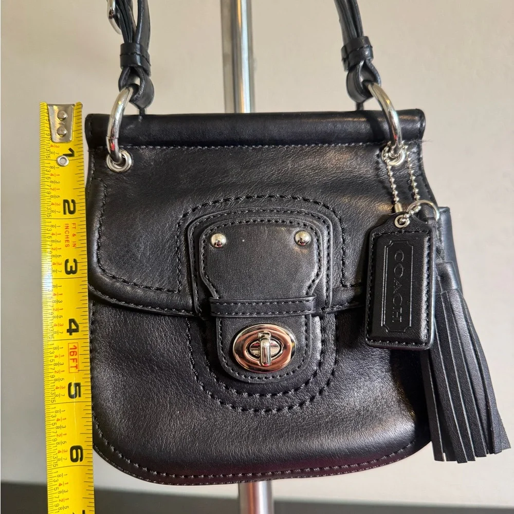 Coach Willis turn lock bag. Arm bag or cross body with tassel black - Picture 5 of 12